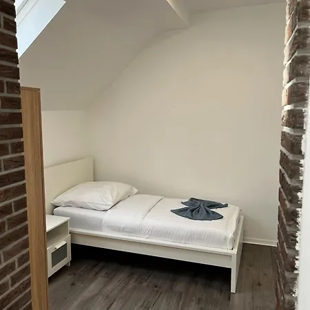 Private In Homestay