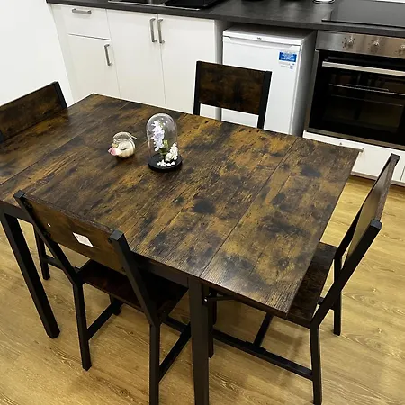 בית אירוח Private In *