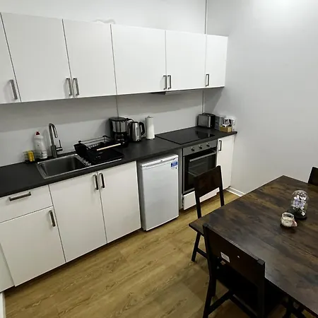 Private In * ברגיש גלאדבך