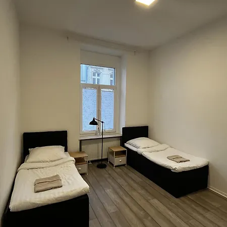 Private In * ברגיש גלאדבך